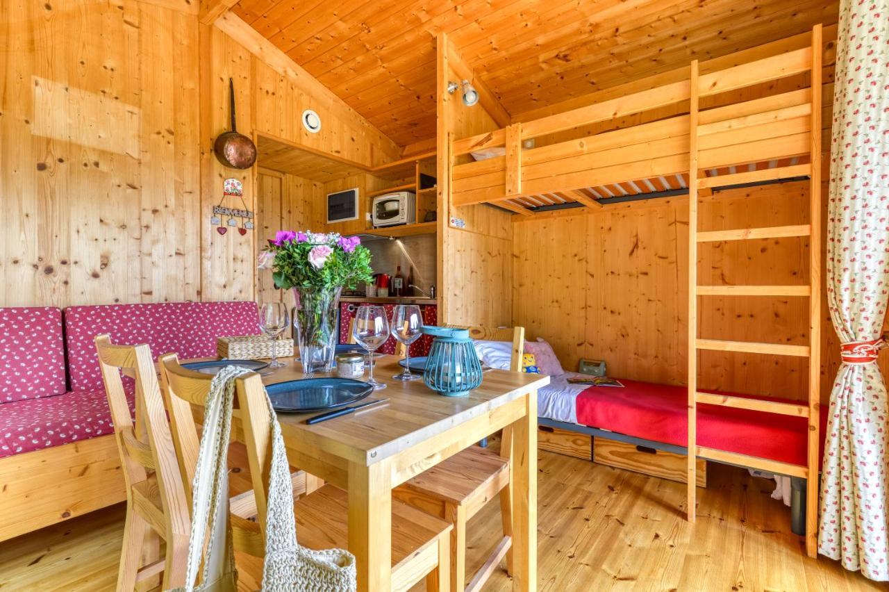 Camping La Serre Aigues-Vives  Luaran gambar