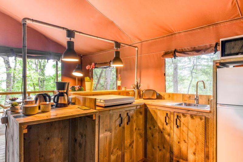 Camping La Serre Aigues-Vives  Luaran gambar