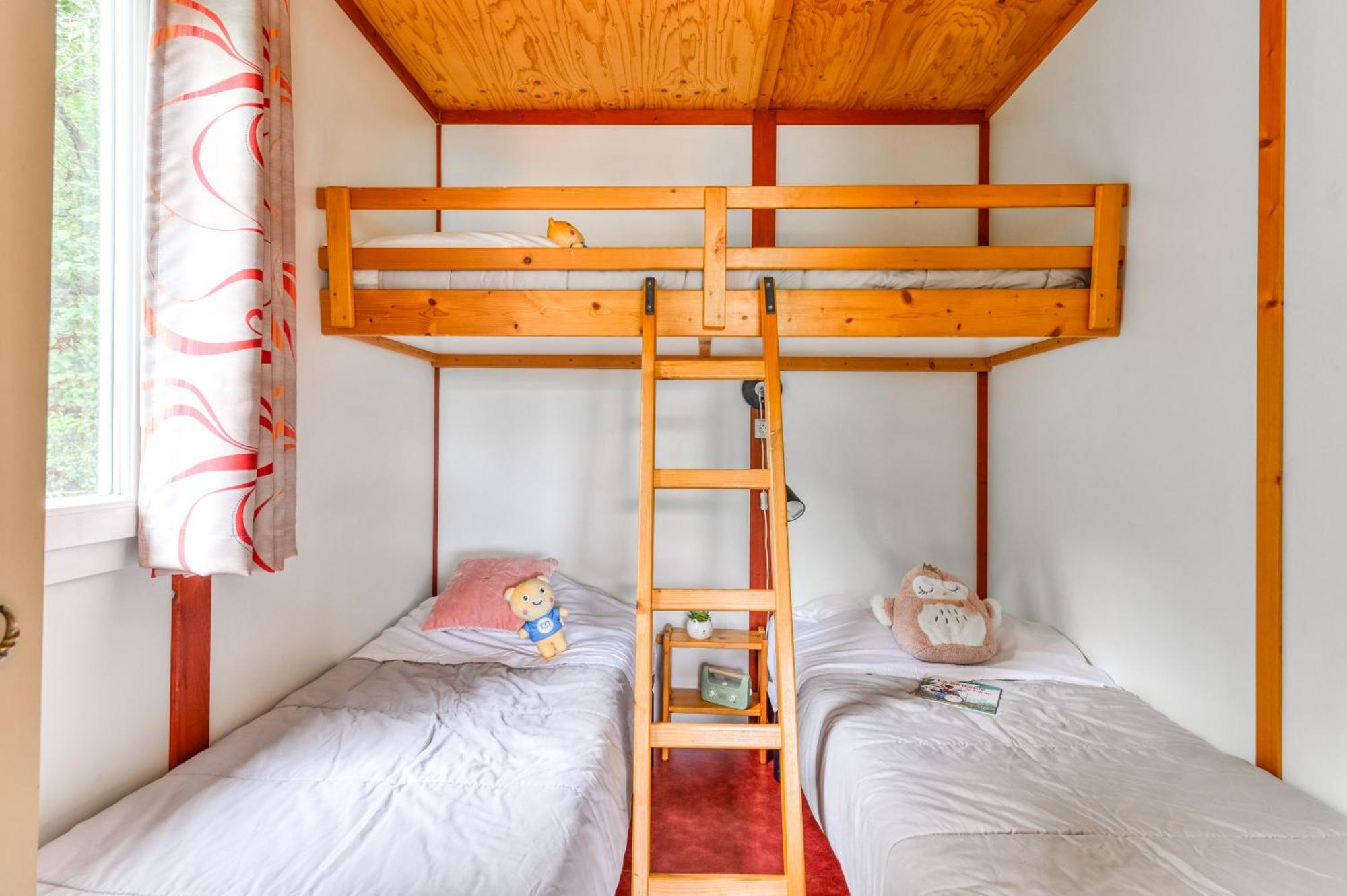 Camping La Serre Aigues-Vives  Luaran gambar